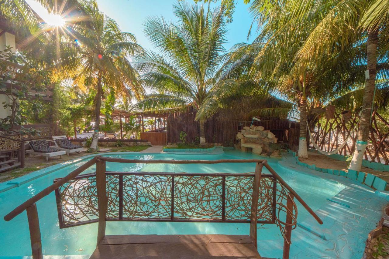 Tiburon Adults Only 4*